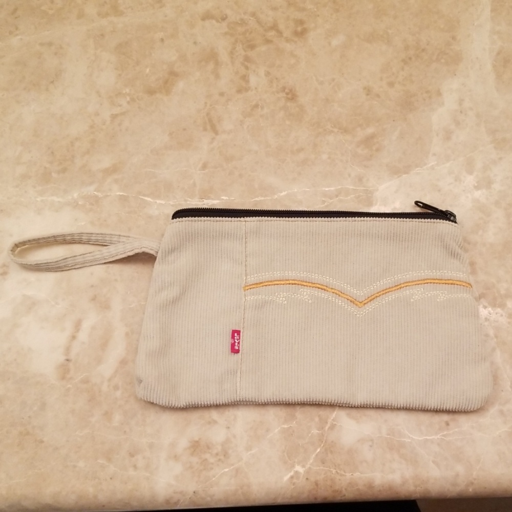 Levi's wristlet